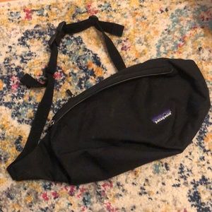 Patagonia shoulder bag